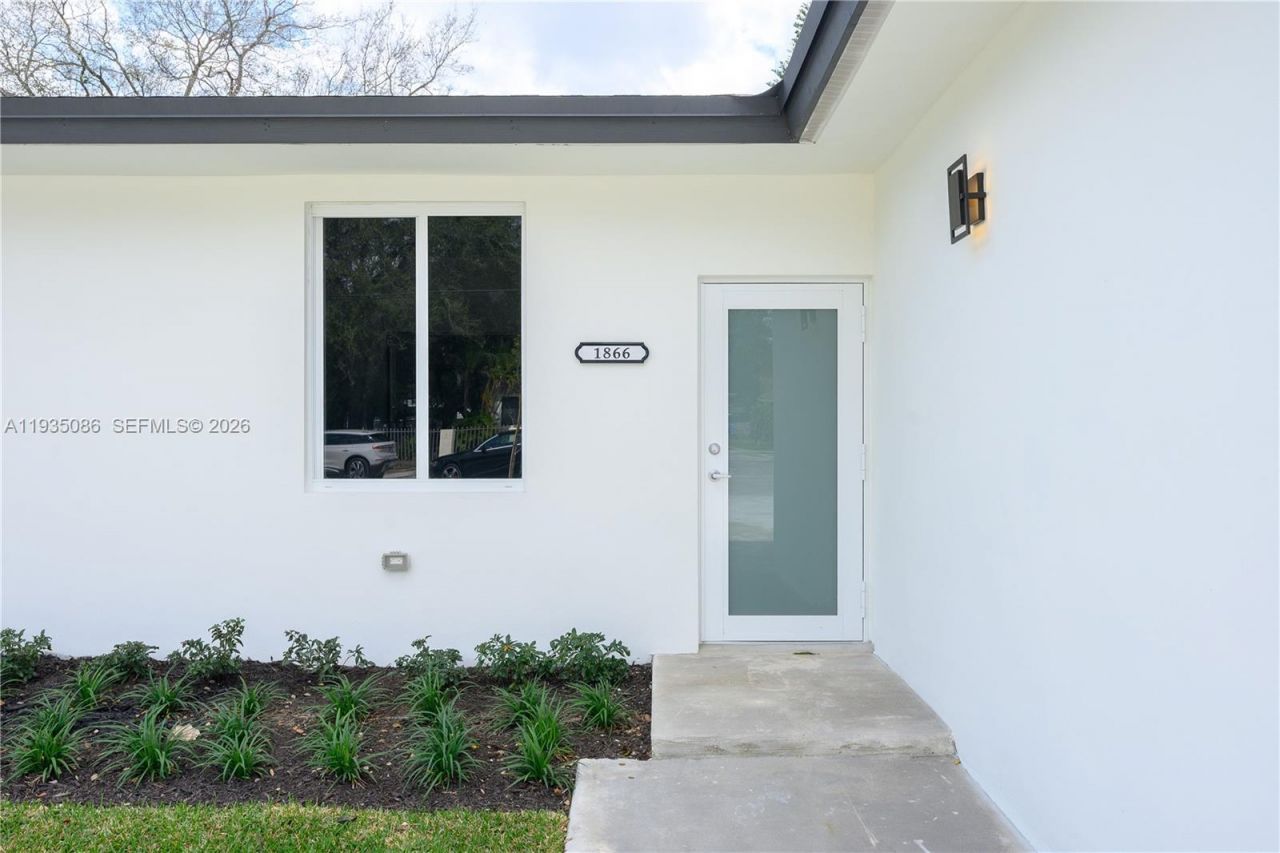 1866 NW 91st St, Unit 1866, Miami, FL 33147 Photo