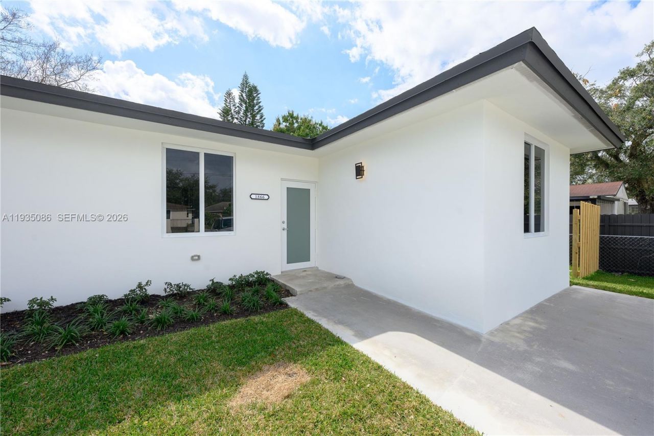 1866 NW 91st St, Unit 1866, Miami, FL 33147 Photo