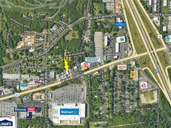 2868 Martin Luther King Jr Boulevard, Fayetteville, AR 72704