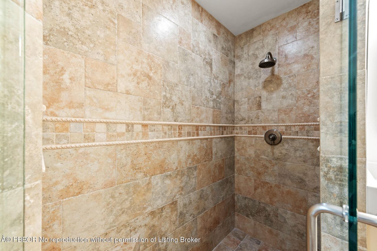 602 N Atlantic Drive, Lantana, FL 33462 Photo