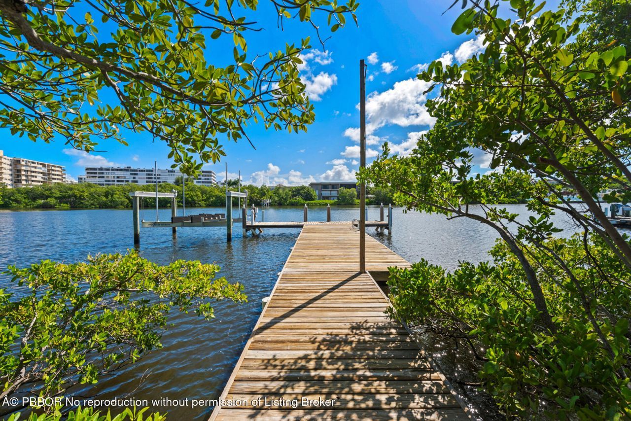 602 N Atlantic Drive, Lantana, FL 33462 Photo