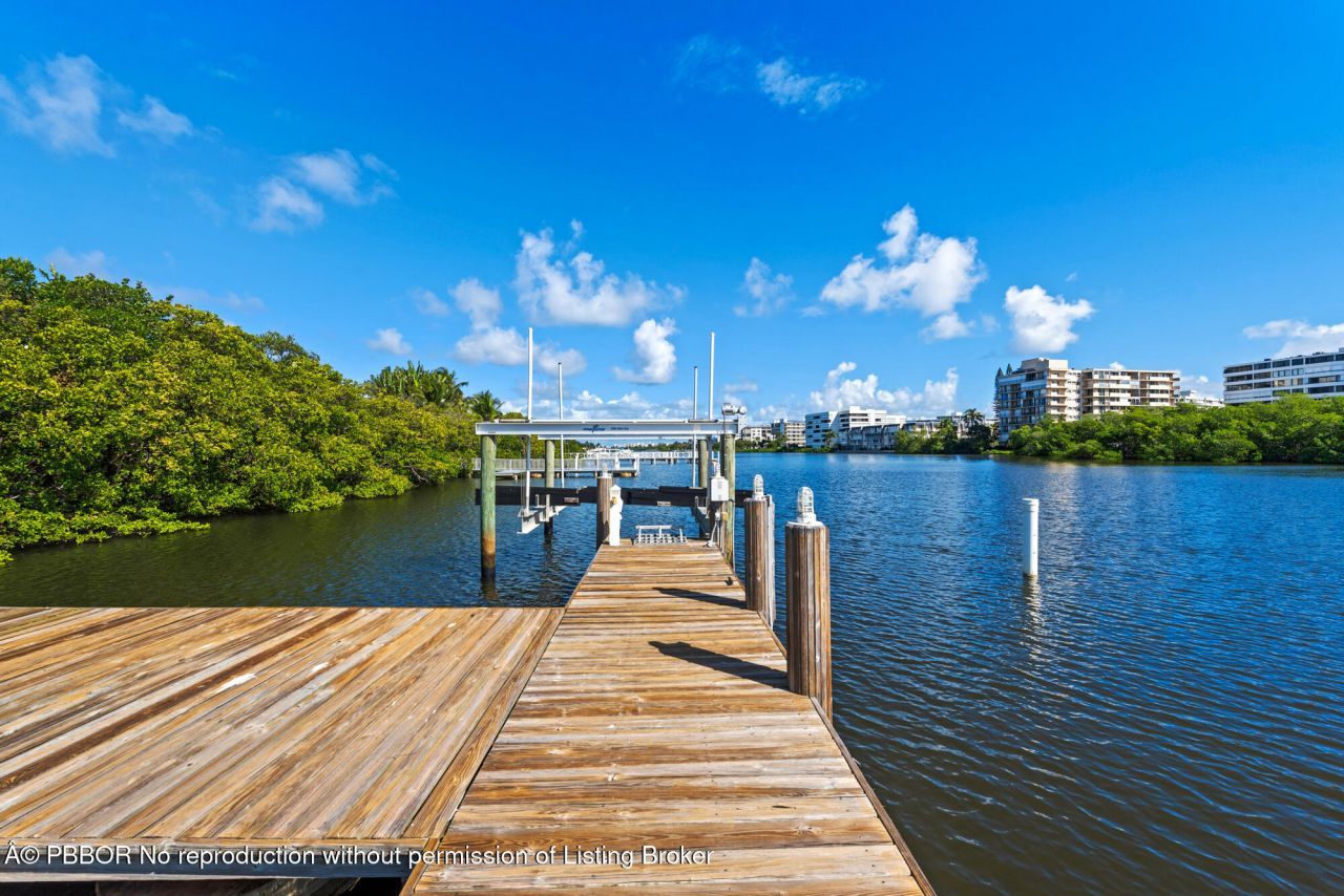 602 N Atlantic Drive, Lantana, FL 33462 Photo