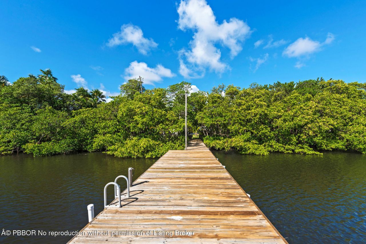 602 N Atlantic Drive, Lantana, FL 33462 Photo