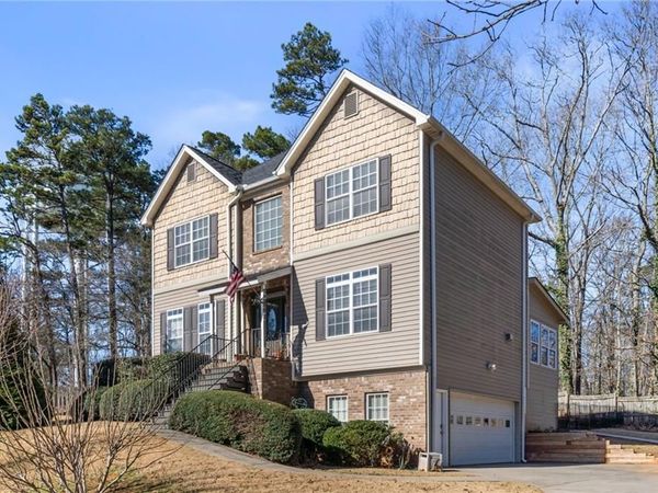 48 Stonehedge Court, Buford, GA 30518