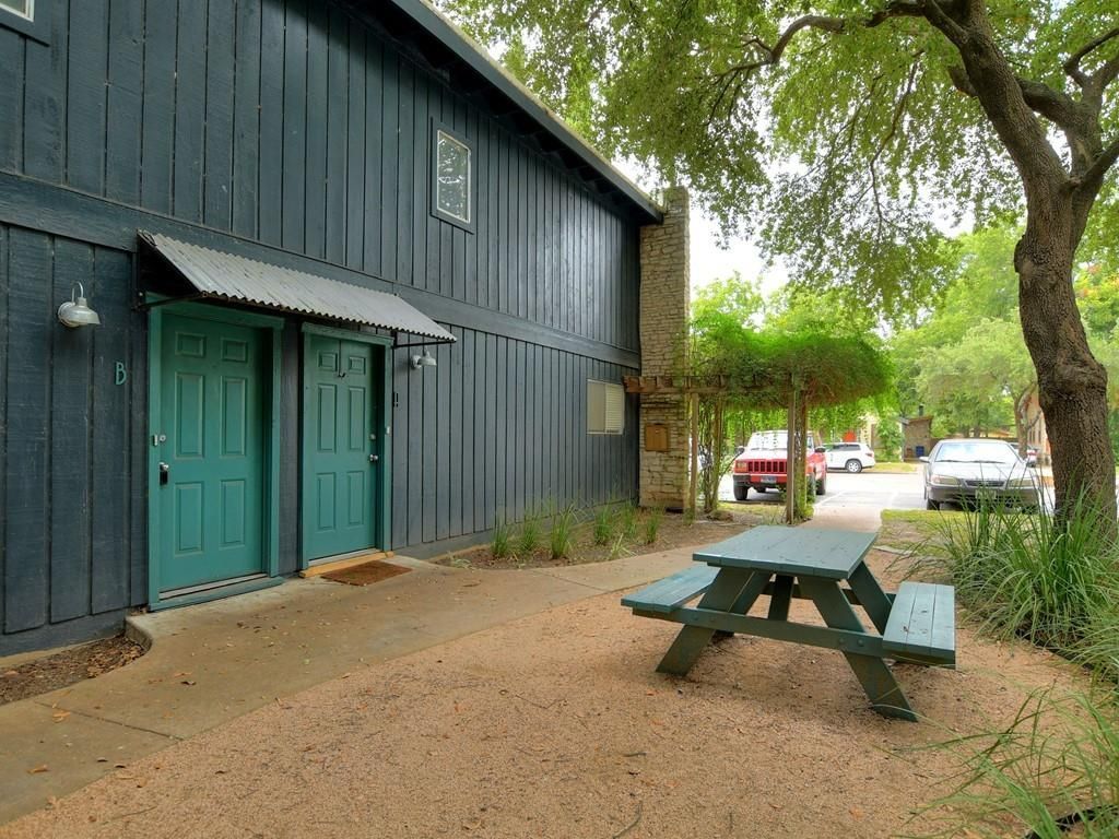 604 Franklin Blvd, Unit B, Austin, TX 78751 Main Photo