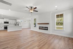 702 Daisy Bank Circle photo 4