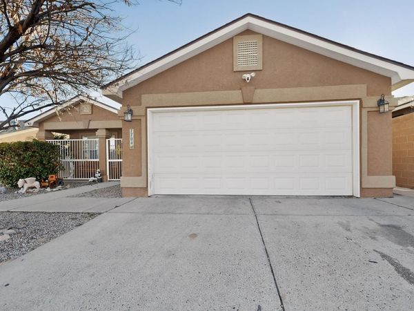 7704 Kane Court NW, Albuquerque, NM 87120