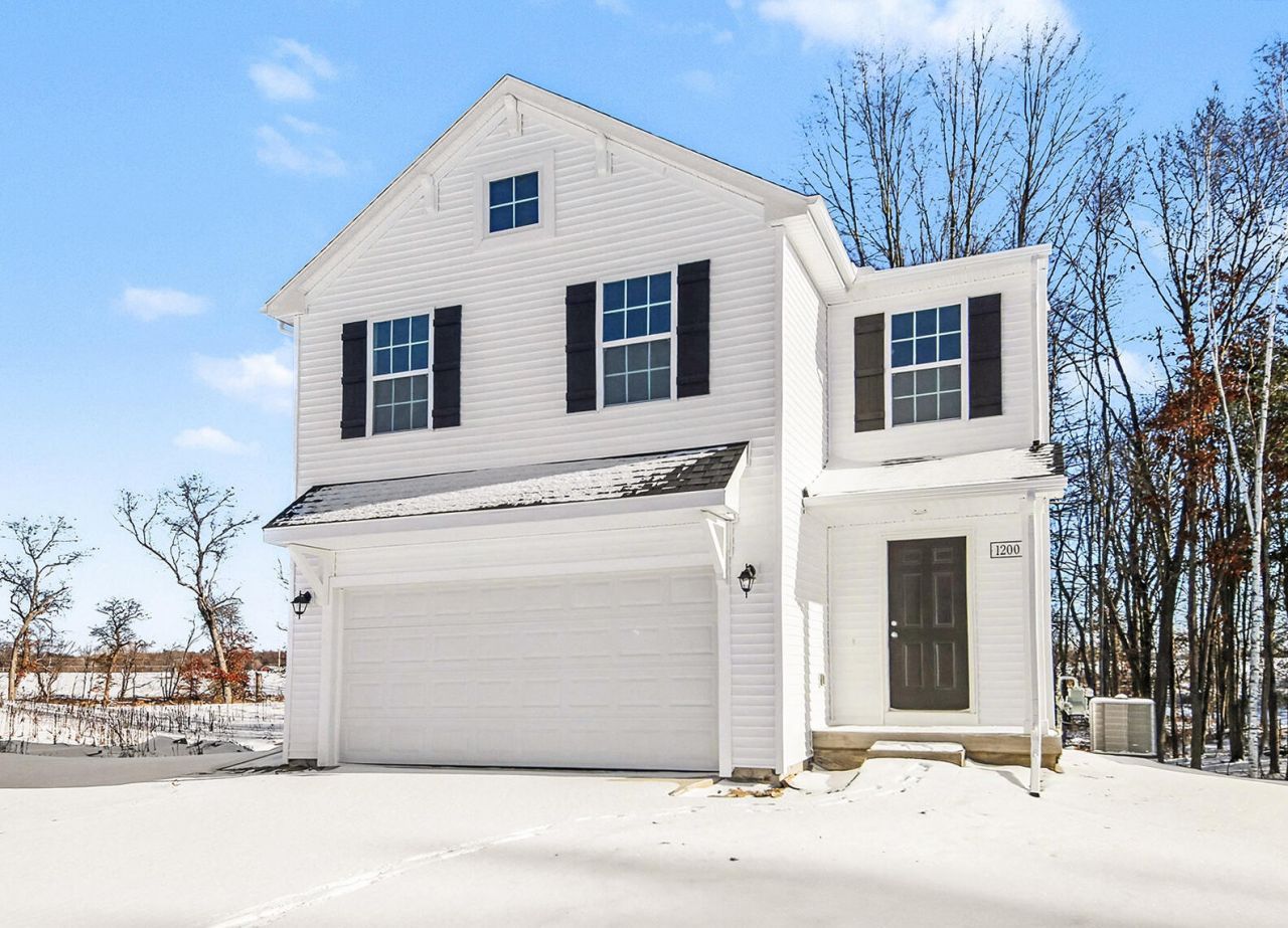 1200 Cedarwood Drive, Greenville, MI 48838 Main Photo