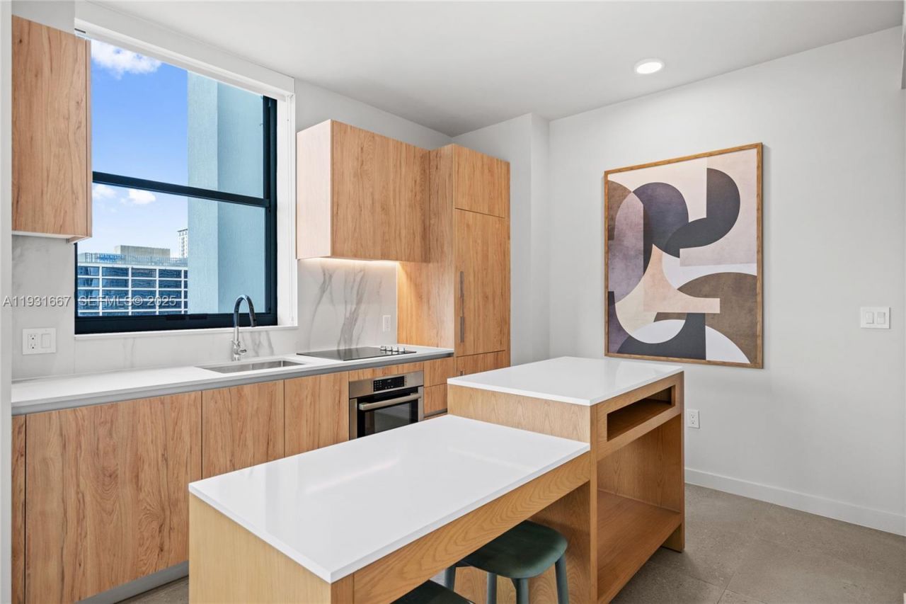 11 NE 6th St, Unit 2101, Miami, FL 33132 Photo