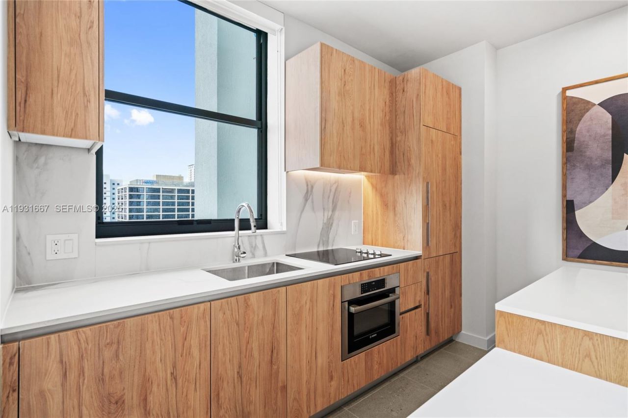 11 NE 6th St, Unit 2101, Miami, FL 33132 Photo