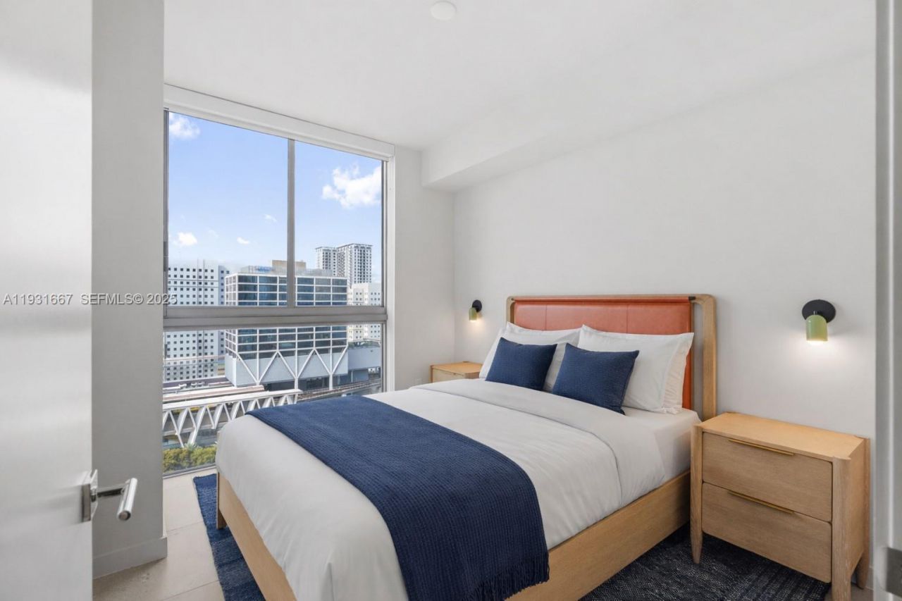 11 NE 6th St, Unit 2101, Miami, FL 33132 Photo