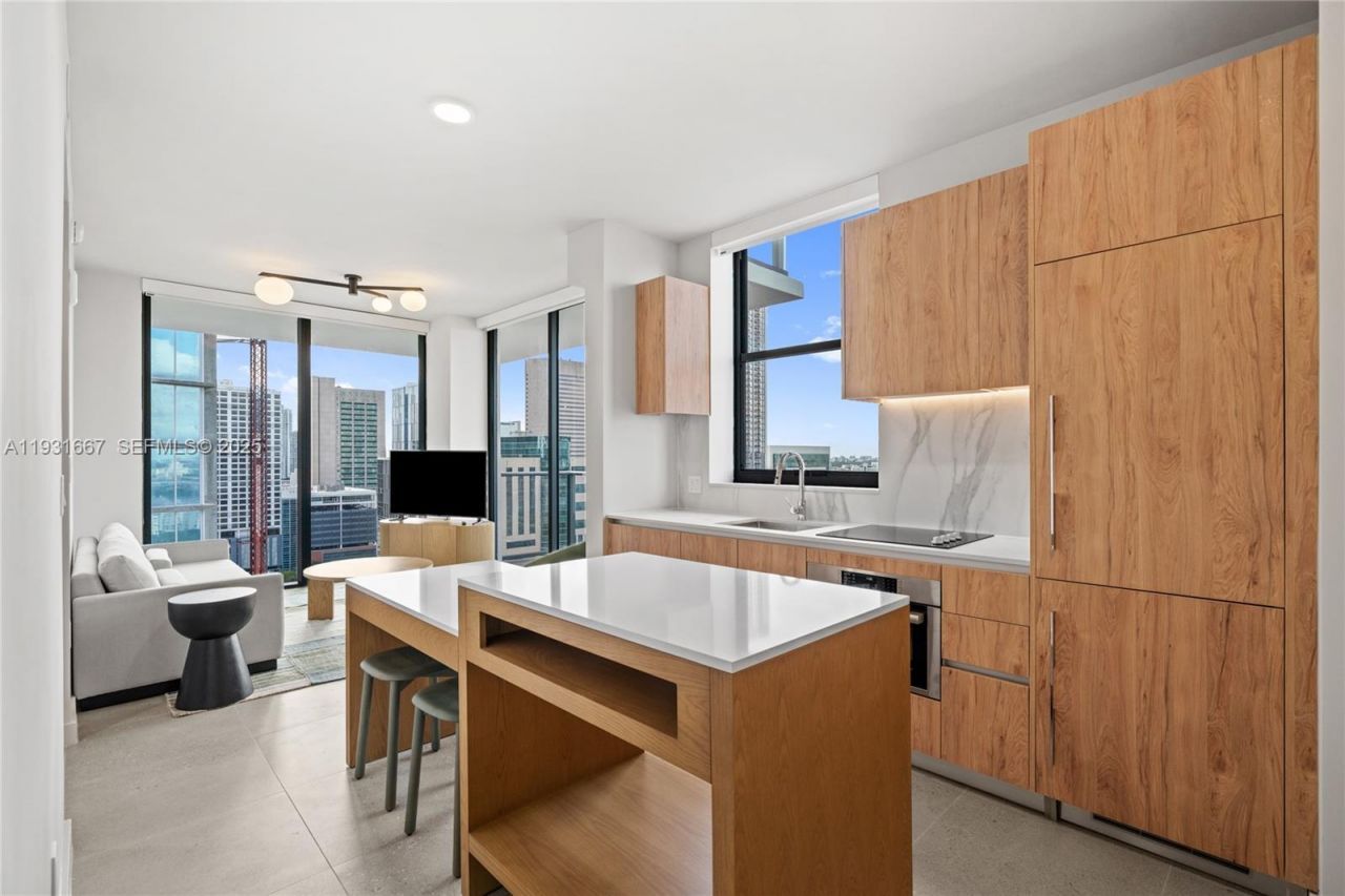 11 NE 6th St, Unit 2101, Miami, FL 33132 Photo