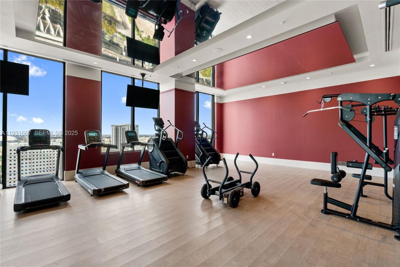 11 NE 6th St, Unit 2101, Miami, FL 33132 Photo