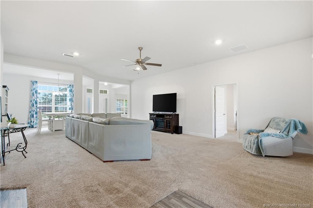 5238 NW Reba Circle, Port Saint Lucie, FL 34986 Photo