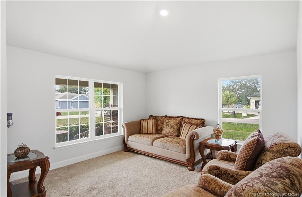 5238 NW Reba Circle, Port Saint Lucie, FL 34986 Photo