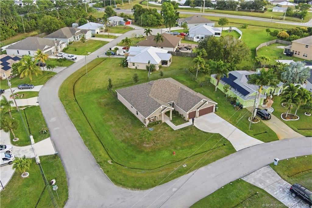 5238 NW Reba Circle, Port Saint Lucie, FL 34986 Photo