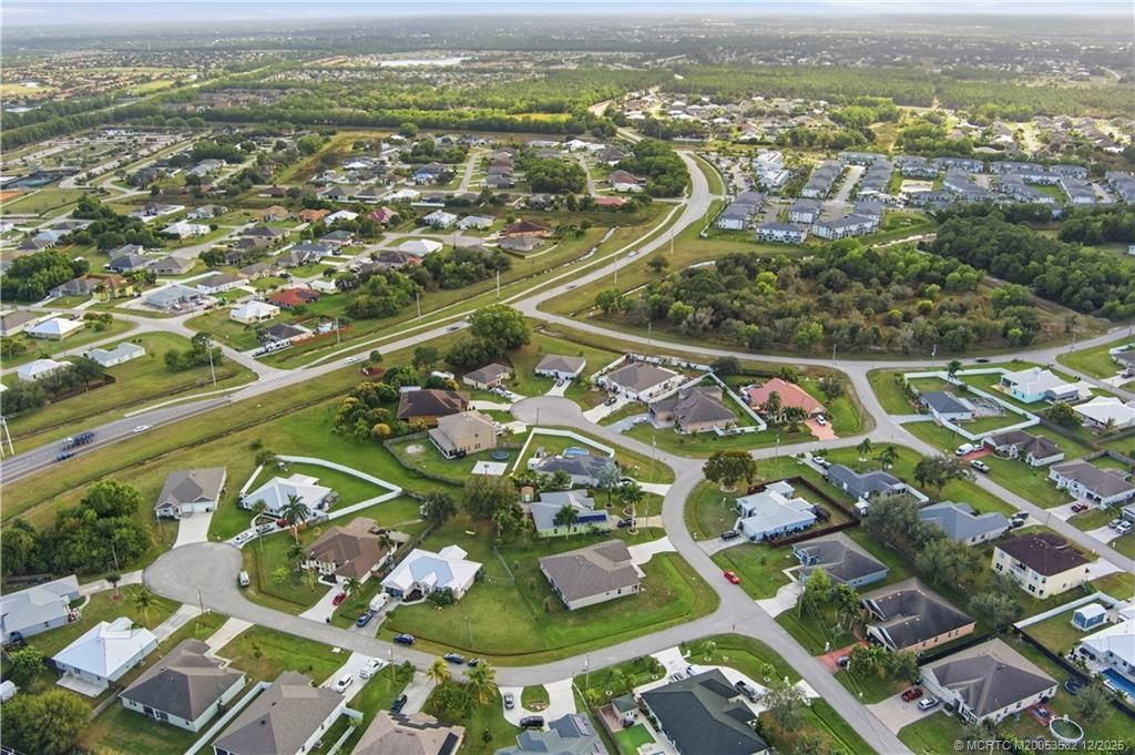 5238 NW Reba Circle, Port Saint Lucie, FL 34986 Photo