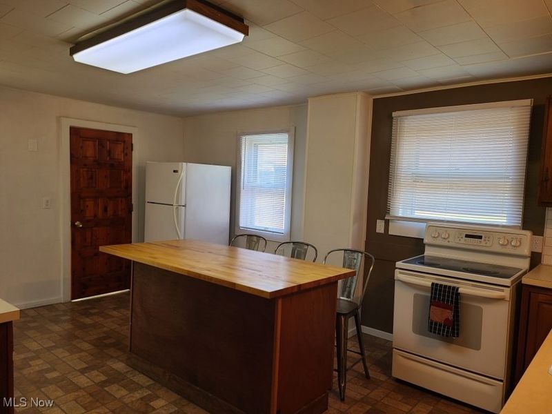 3929 Robertsville Avenue SE, Minerva, OH 44657 Photo 6