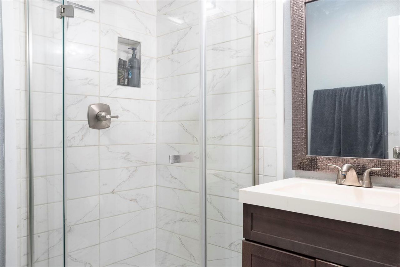 215 Seahorse Drive Se, Unit D, Saint Petersburg, FL 33705 Photo