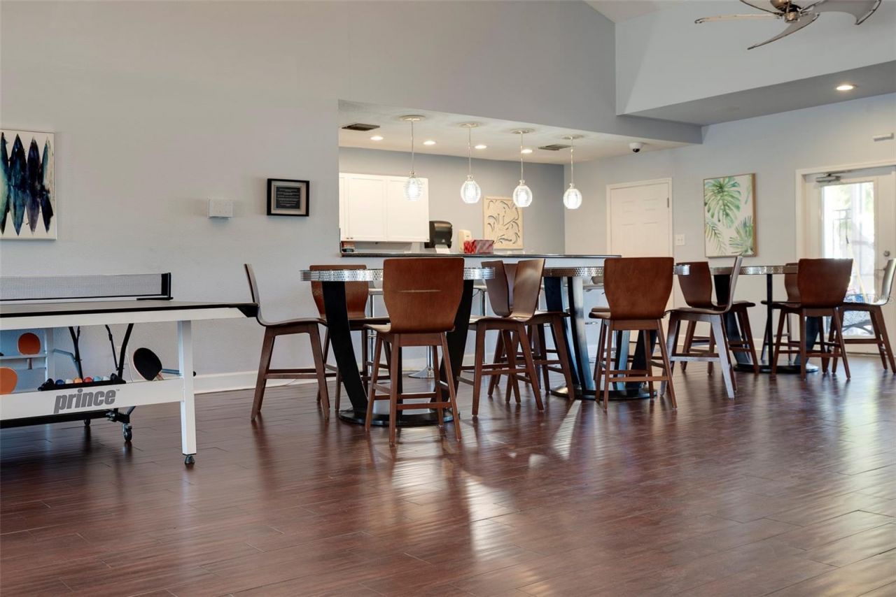 215 Seahorse Drive Se, Unit D, Saint Petersburg, FL 33705 Photo