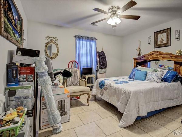 308 Delisle Avenue, Portageville, MO 63873