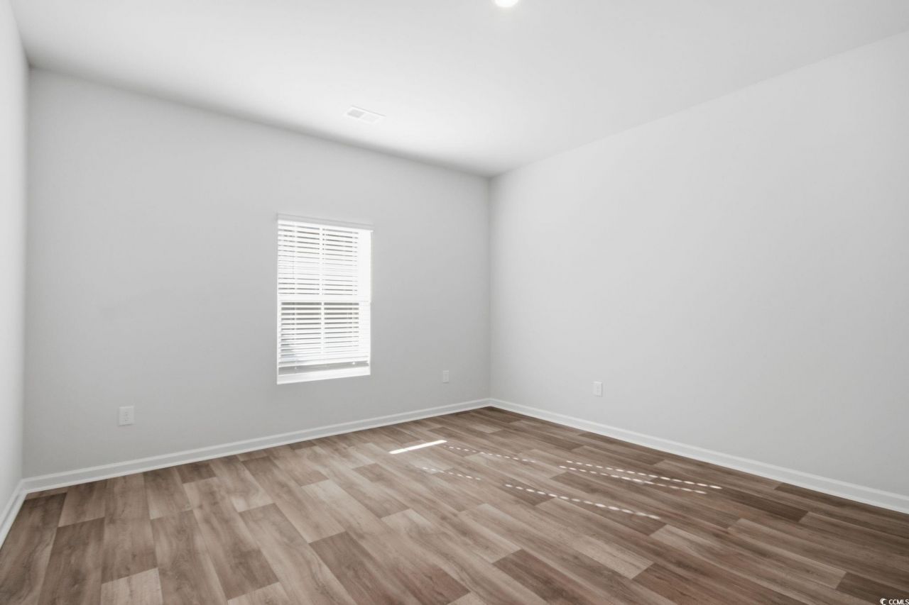 1121 Tibetan St. Photo 20