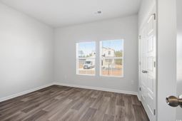 1121 Tibetan St. photo 4