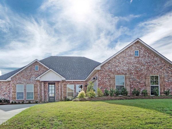 318 Cornerstone Crossing, Brandon, MS 39042