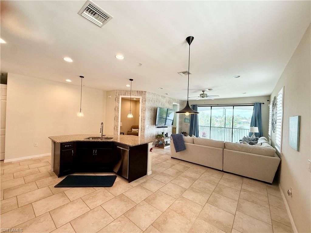 26185 Palace Ln, Unit 202, Bonita Springs, FL 34135 Photo
