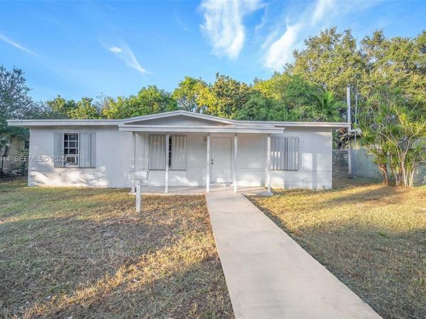 265 NW 135th , North Miami, FL 33168