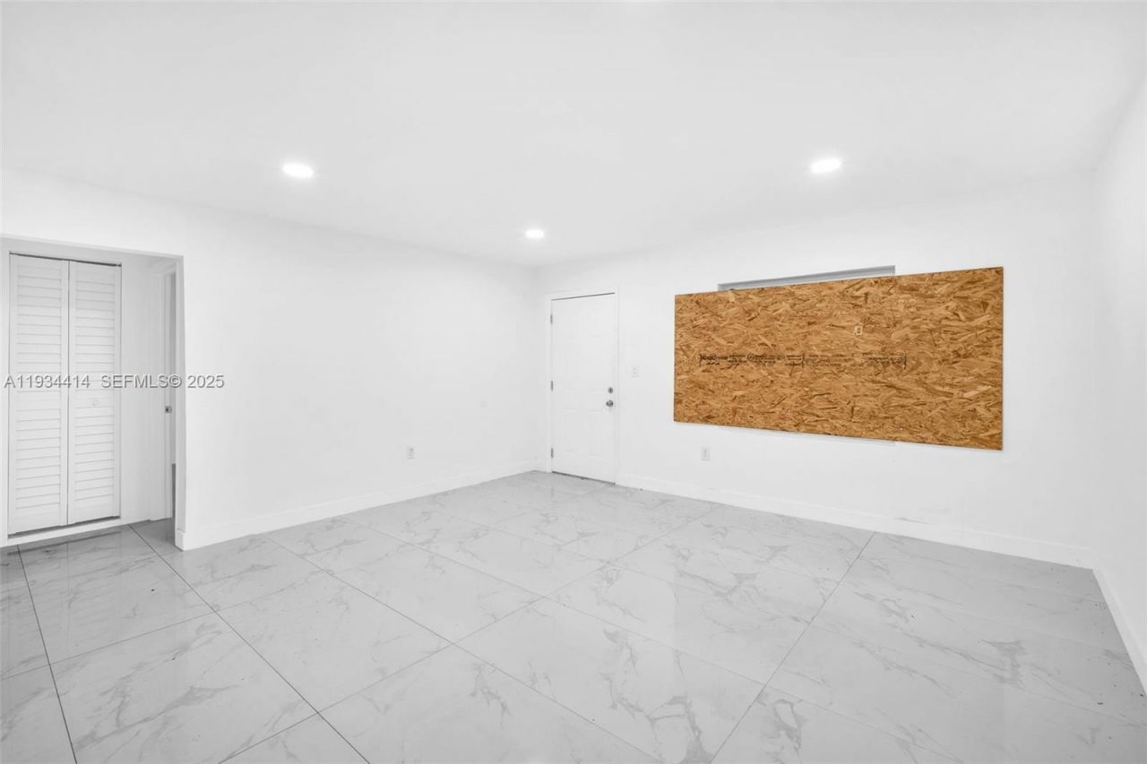 265 NW 135th , North Miami, FL 33168 Photo