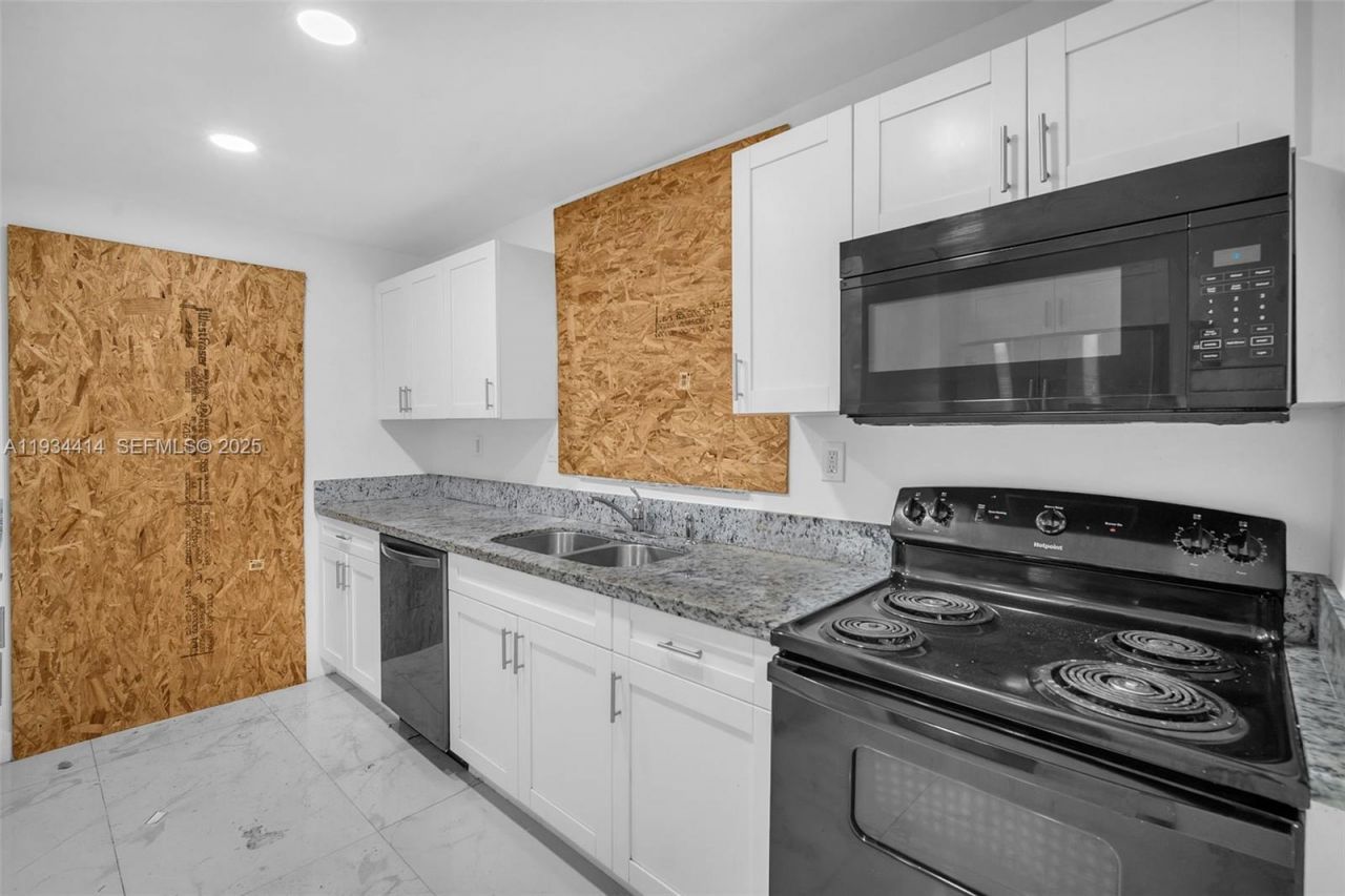 265 NW 135th , North Miami, FL 33168 Photo