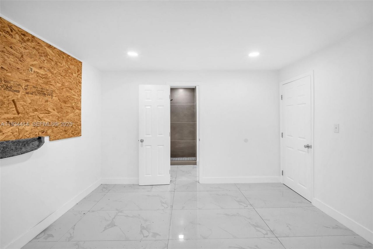 265 NW 135th , North Miami, FL 33168 Photo