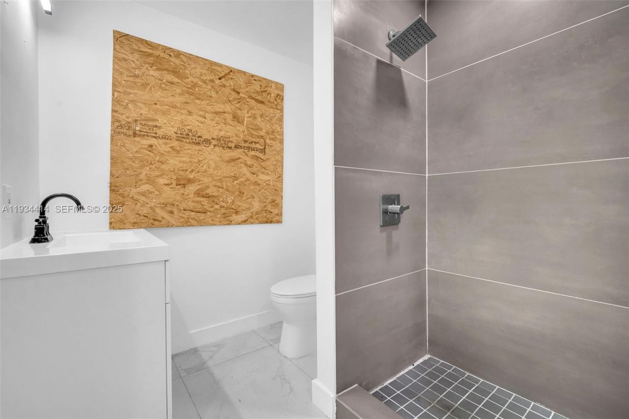 265 NW 135th , North Miami, FL 33168 Photo