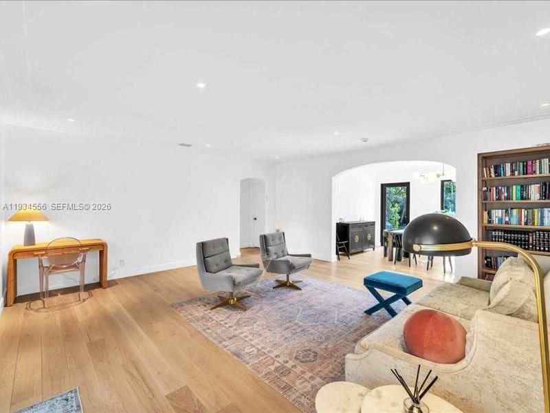 920 W 47th Ct, Miami Beach, FL 33140 Photo