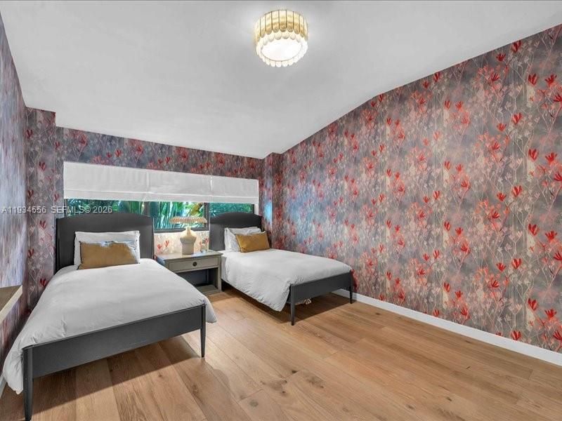 920 W 47th Ct, Miami Beach, FL 33140 Photo