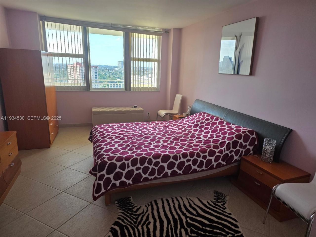 3180 S Ocean Dr, Unit 1617, Hallandale Beach, FL 33009 Photo
