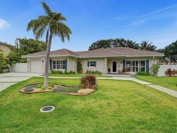 2622 NE 27th Ave, Lighthouse Point, FL 33064