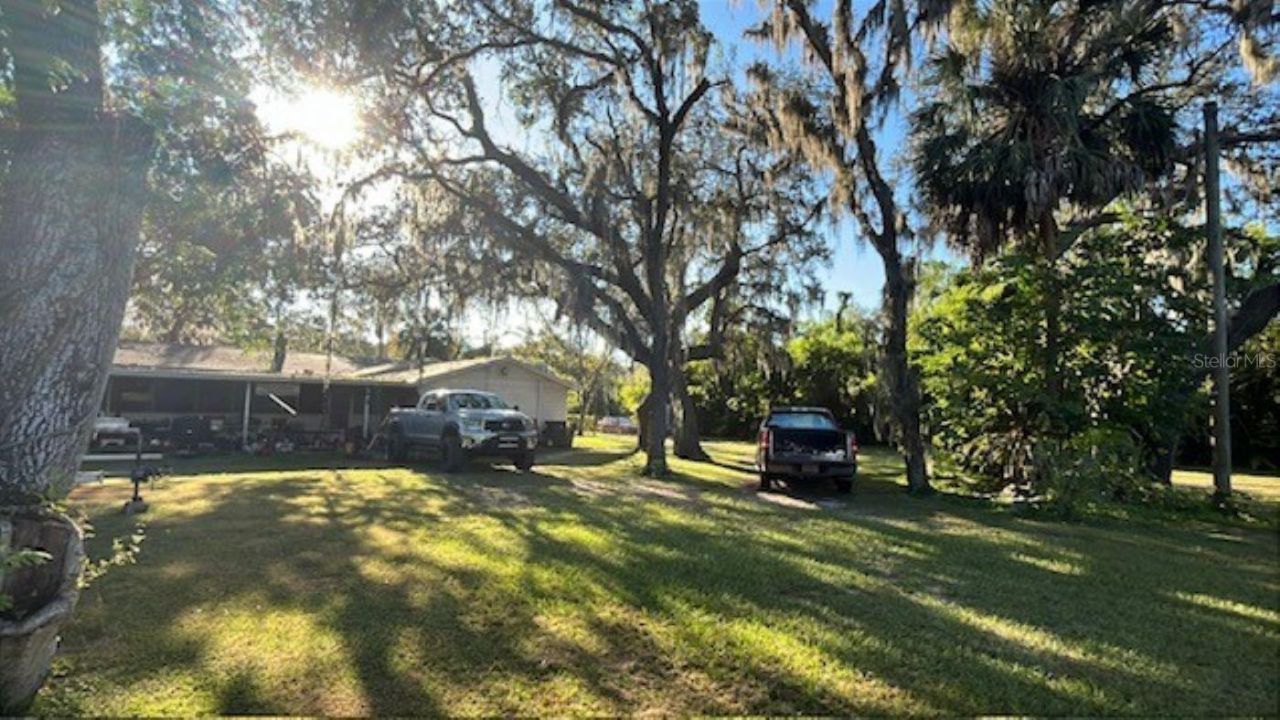 4806 N Falkenburg Road, Tampa, FL 33610 Photo