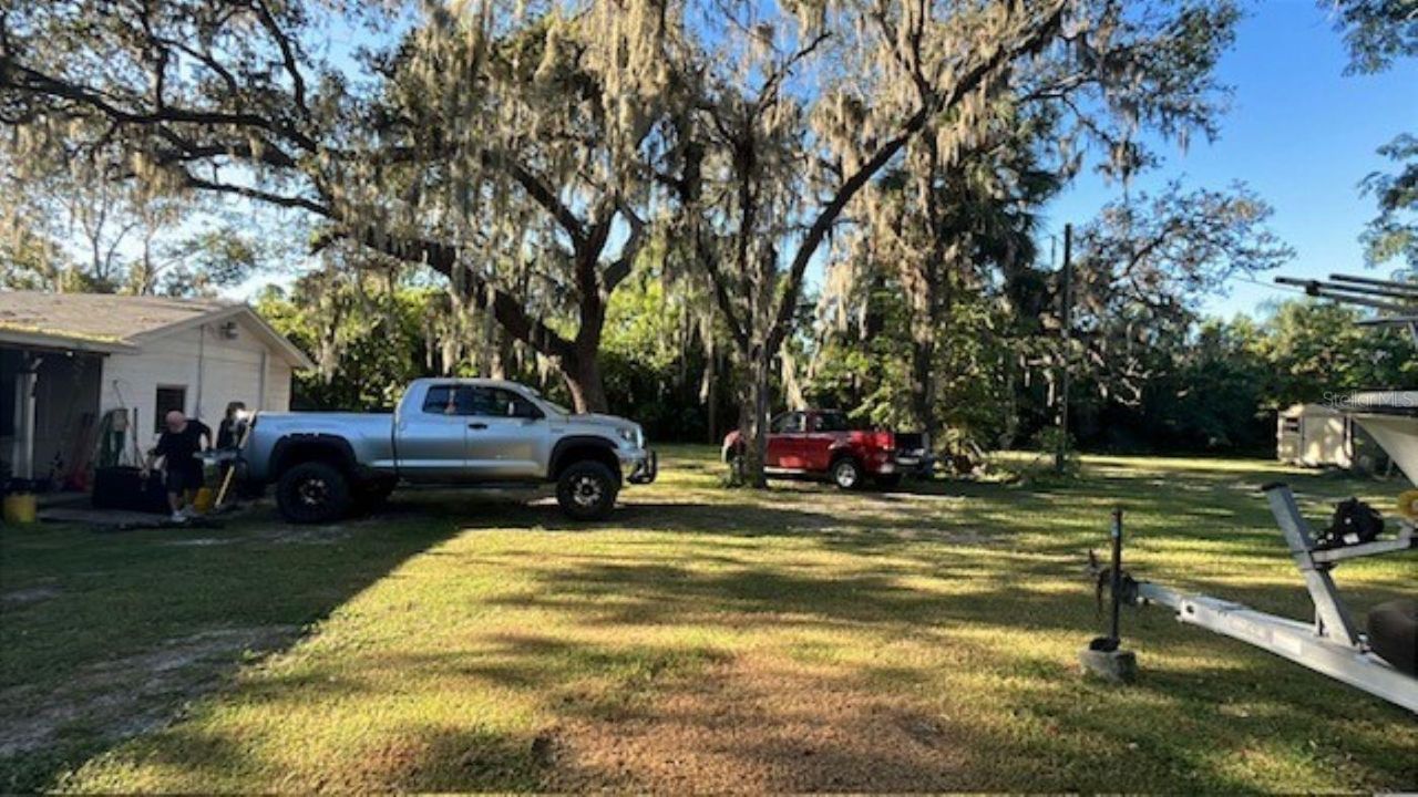 4806 N Falkenburg Road, Tampa, FL 33610 Photo