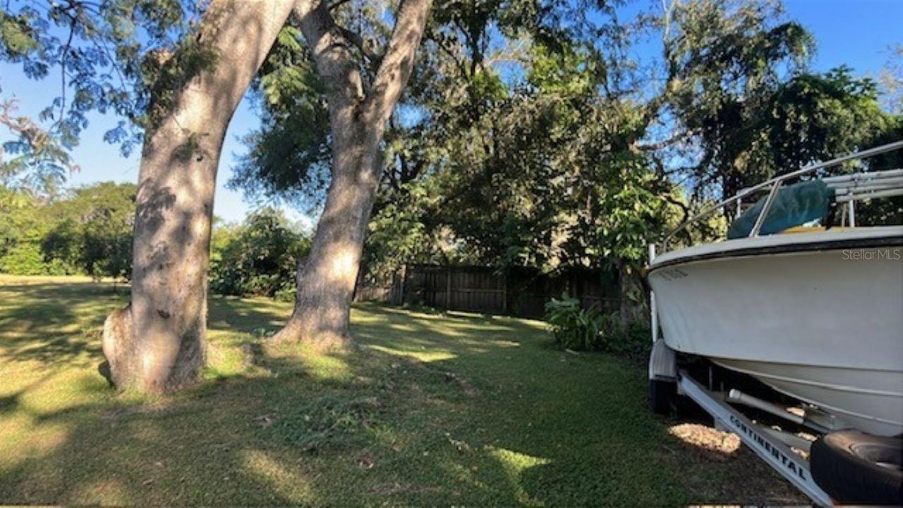 4806 N Falkenburg Road, Tampa, FL 33610 Photo