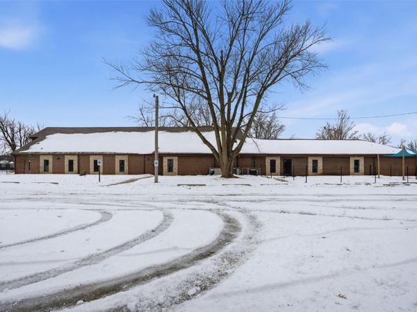 2770 18th Avenue, Marion, IA 52302