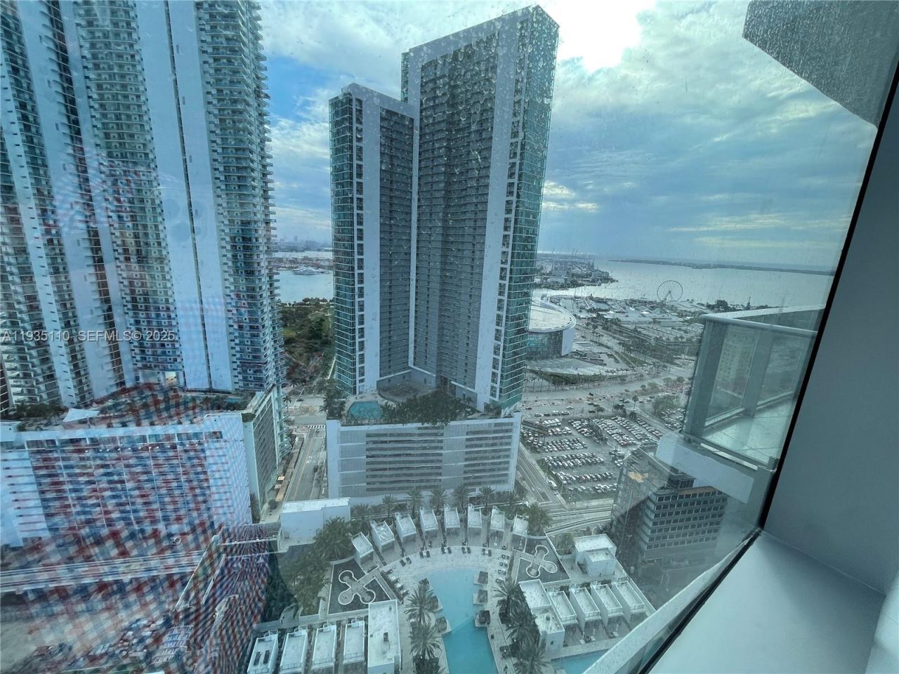 851 NE 1st Ave, Unit 3103, Miami, FL 33132 Photo