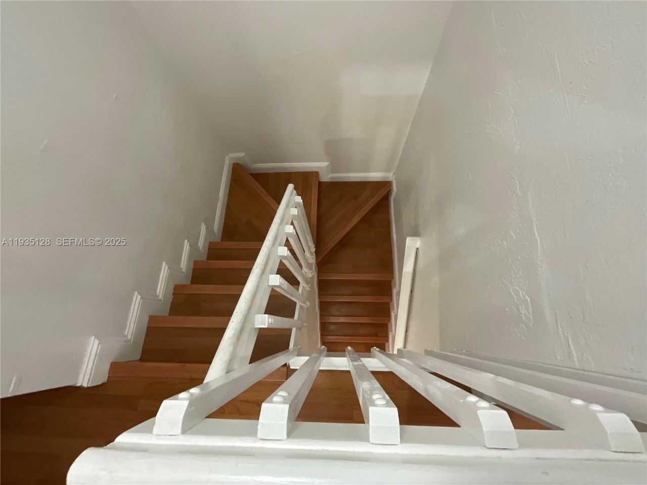 895 W 79th Pl, Hialeah, FL 33014 Photo