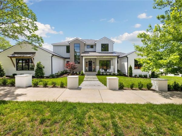 219 W Lawson Street , Fayetteville, AR 72703