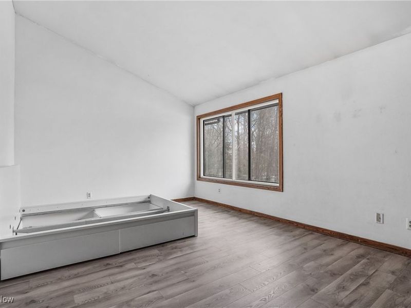 285 North Road NE, Howland, OH 44484 Photo 25