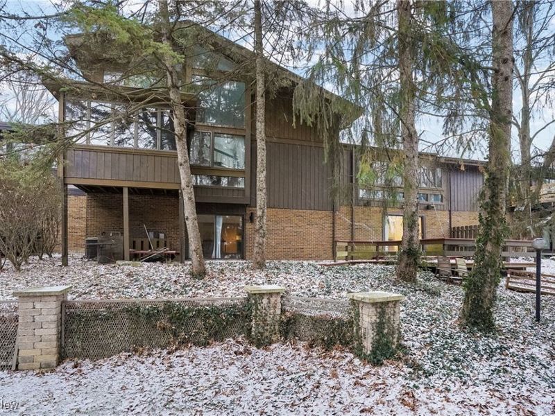 285 North Road NE, Howland, OH 44484 Photo 3