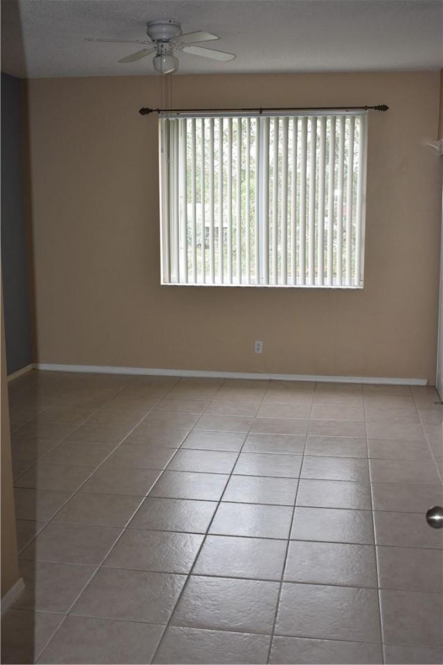 7890 Dixie Beach Circle, Tamarac, FL 33321 Photo