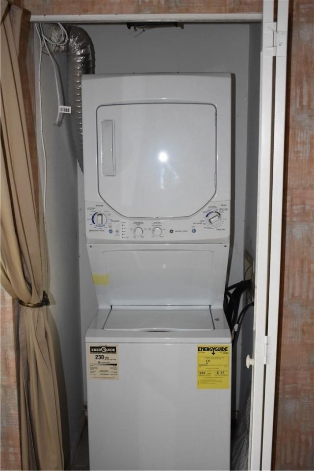 7890 Dixie Beach Circle, Tamarac, FL 33321 Photo