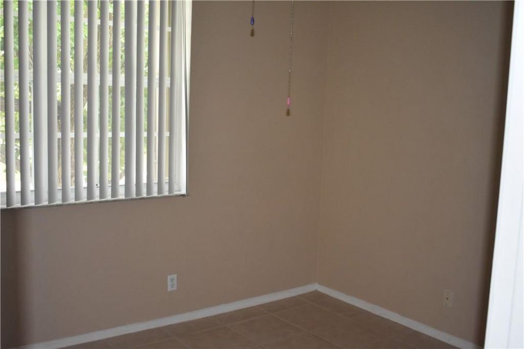 7890 Dixie Beach Circle, Tamarac, FL 33321 Photo